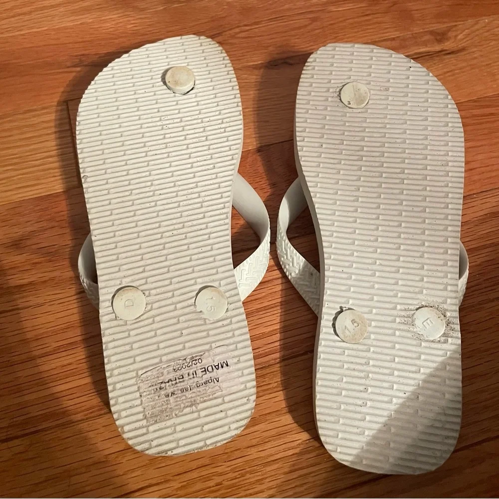 Havaianas White Sandals Size 12t